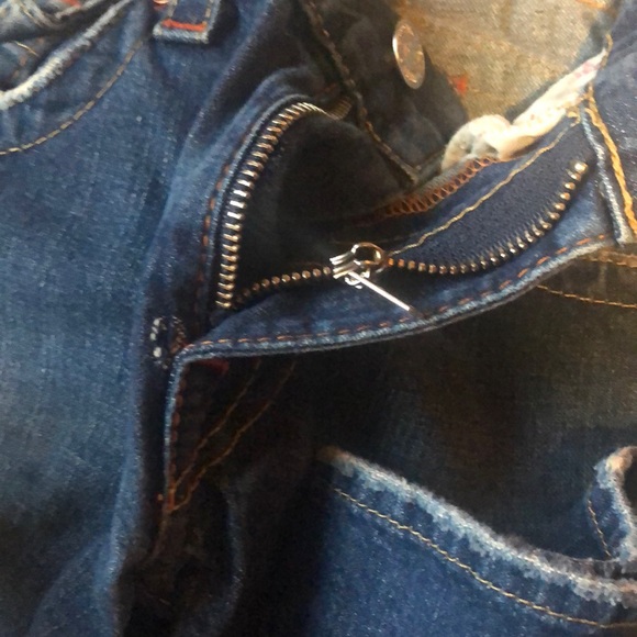 Men’s True Religions - Picture 4 of 4